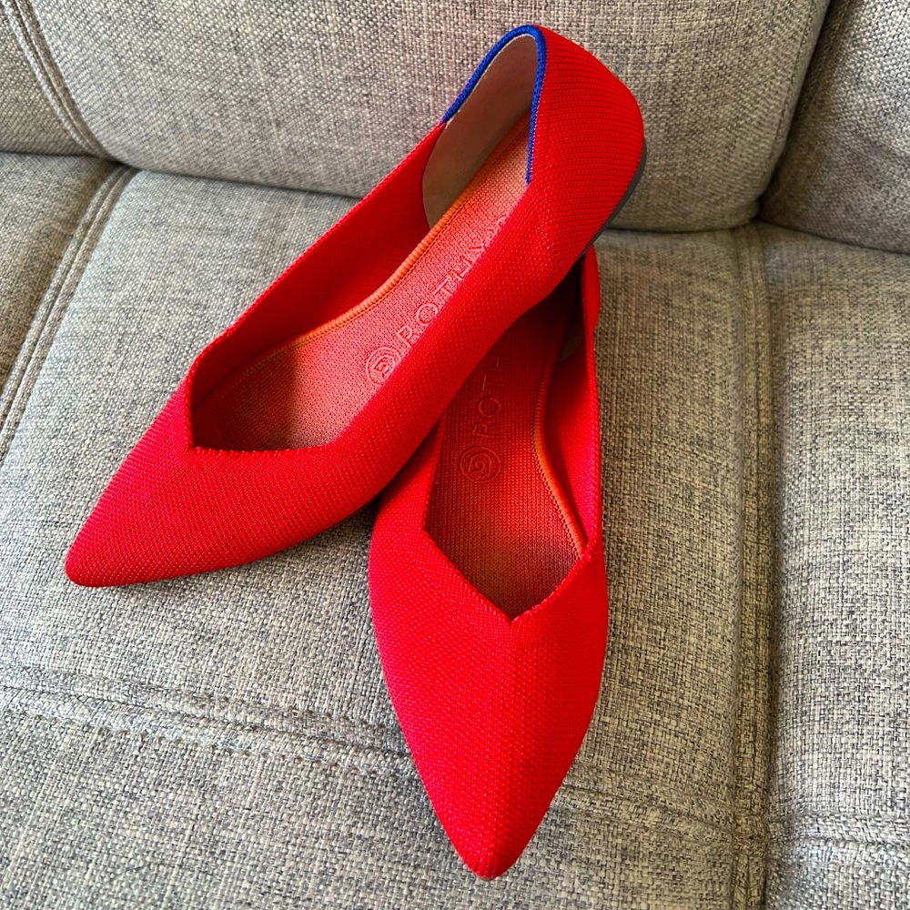 Rothy’s The Point in Bright Red size 8 great condition